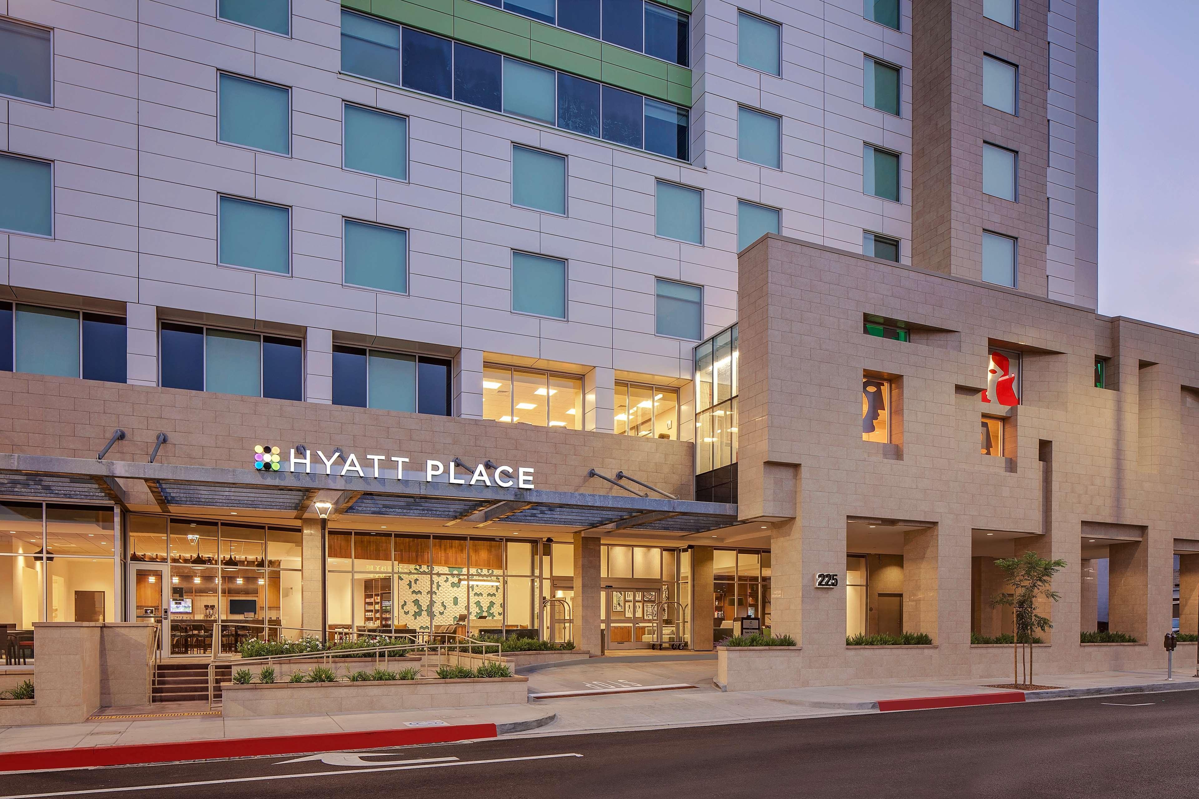 Hyatt Place Glendale/Los Angeles Hotel Exterior foto